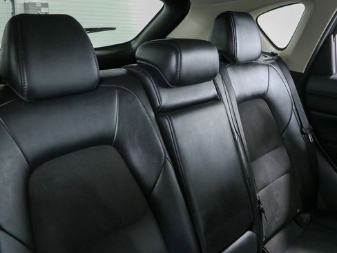 Used 2021 MAZDA CX-5 Touring FWD image 27
