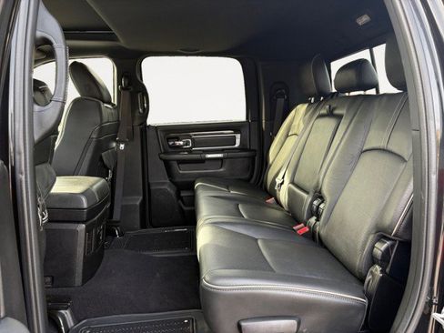 Used 2018 RAM 3500 Laramie Longhorn image 11