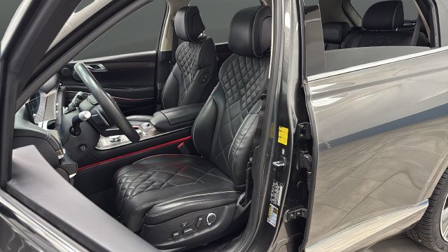 Used 2025 Genesis GV80 3.5T Prestige AWD/4WD image 9