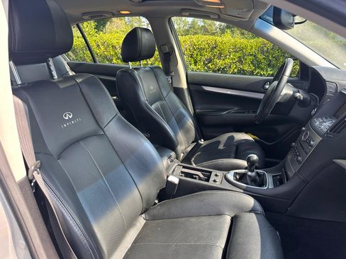 Used 2012 INFINITI G37 Sport RWD image 24