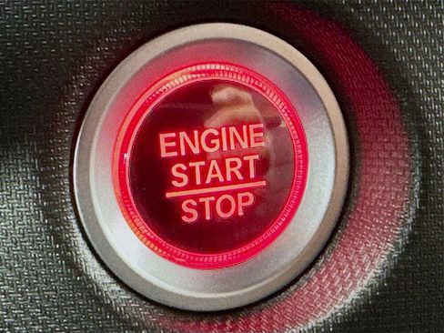 Used 2025 Honda Ridgeline TrailSport image 27