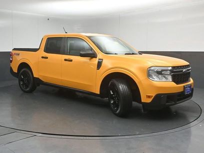 Certified 2022 Ford Maverick XLT w/ Equipment Group 300A Standard