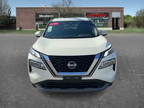 Certified 2023 Nissan Rogue SV image 6