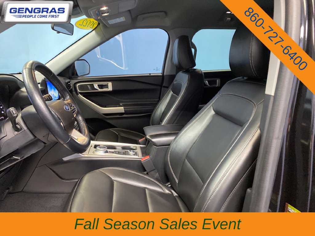 Used 2022 Ford Explorer XLT w/ Equipment Group 202A AWD/4WD image 11