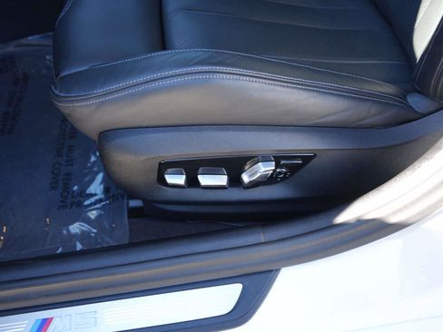 Used 2023 BMW M5 image 19