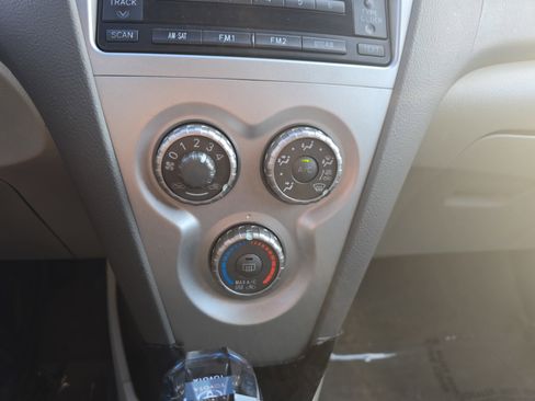 Used 2009 Toyota Yaris Sedan image 23