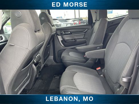 Certified 2017 Chevrolet Traverse LT w/ Style and Technology Package FWD image 23