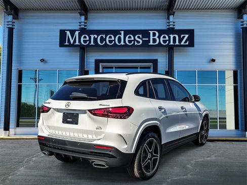 New 2025 Mercedes-Benz GLA 250 4MATIC image 6