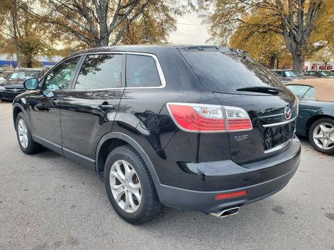 Used 2011 MAZDA CX-9 Touring w/ Moonroof & Bose Audio Pkg image 5