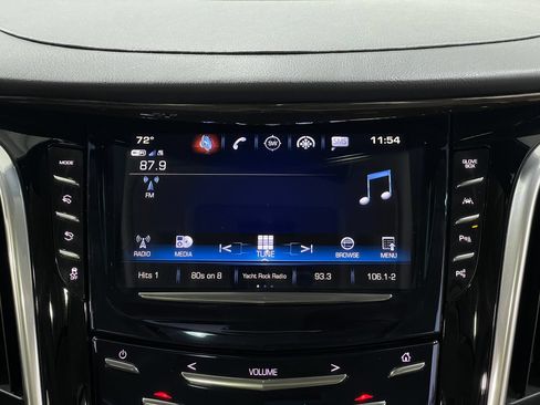 Used 2020 Cadillac Escalade Premium Luxury AWD/4WD image 23