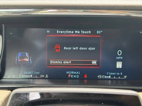 Used 2023 Lincoln Navigator Reserve AWD/4WD image 27
