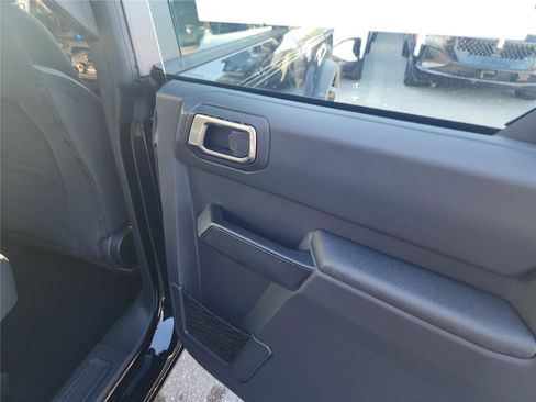 New 2025 Ford Bronco 4-Door image 21