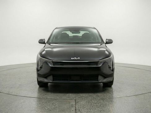 Used 2025 Kia K4 LXS image 2