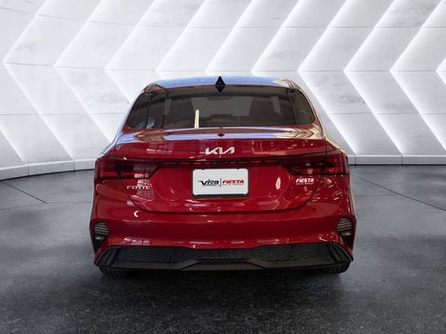 Used 2023 Kia Forte LXS image 5