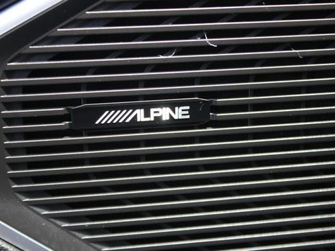Used 2022 Jeep Wagoneer Series III AWD/4WD image 21