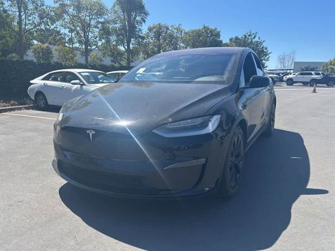Used 2023 Tesla Model X image 5