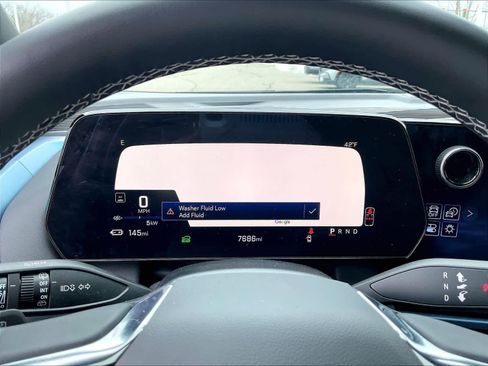 Used 2024 Chevrolet Equinox EV LT image 26