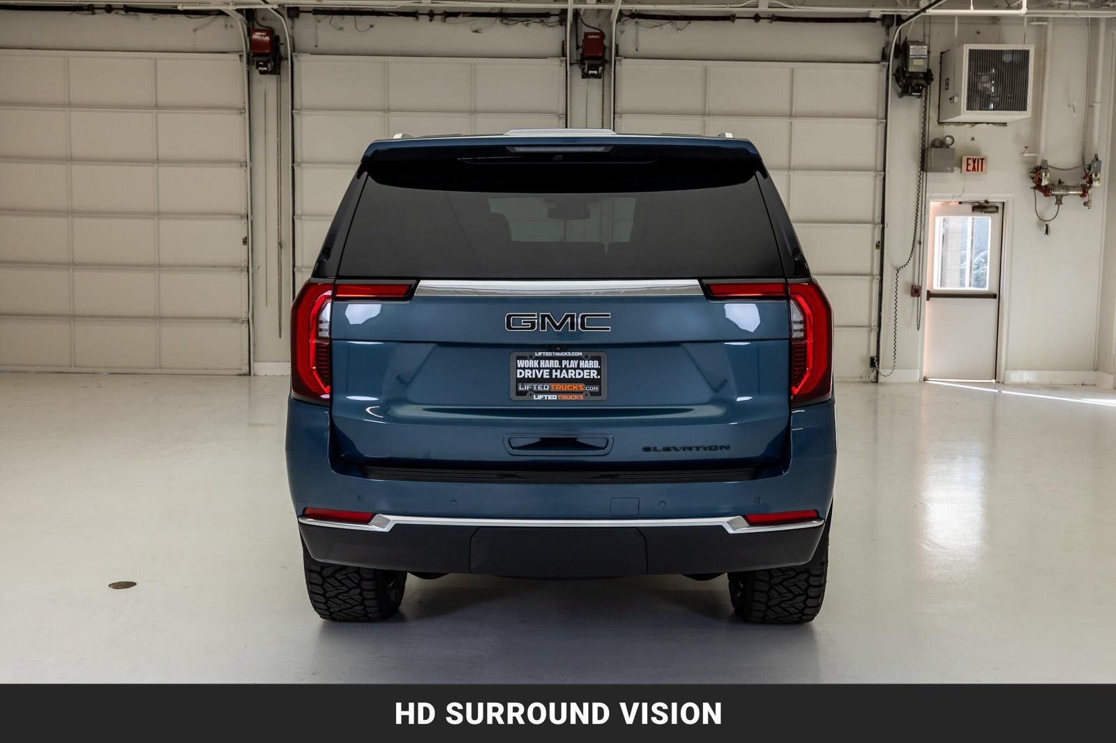 Used 2025 GMC Yukon Elevation AWD/4WD image 8