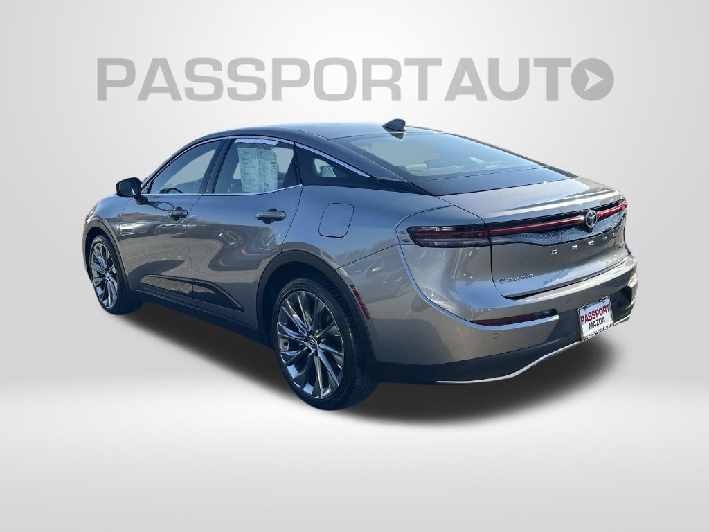 Used 2024 Toyota Crown AWD/4WD image 2