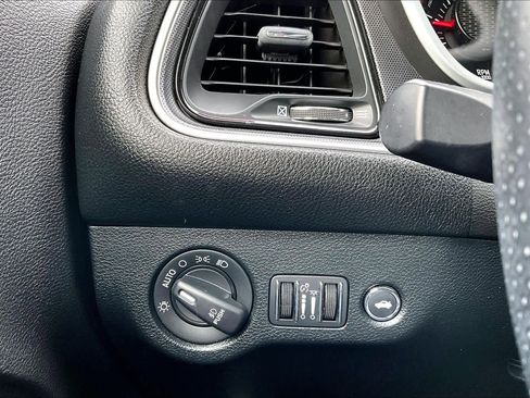 Used 2018 Dodge Challenger R/T Scat Pack image 34