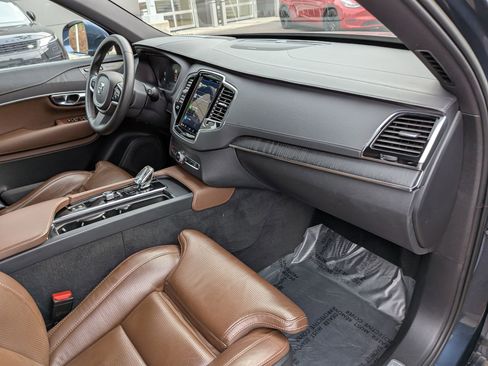 Certified 2023 Volvo XC90 B6 Ultimate image 32