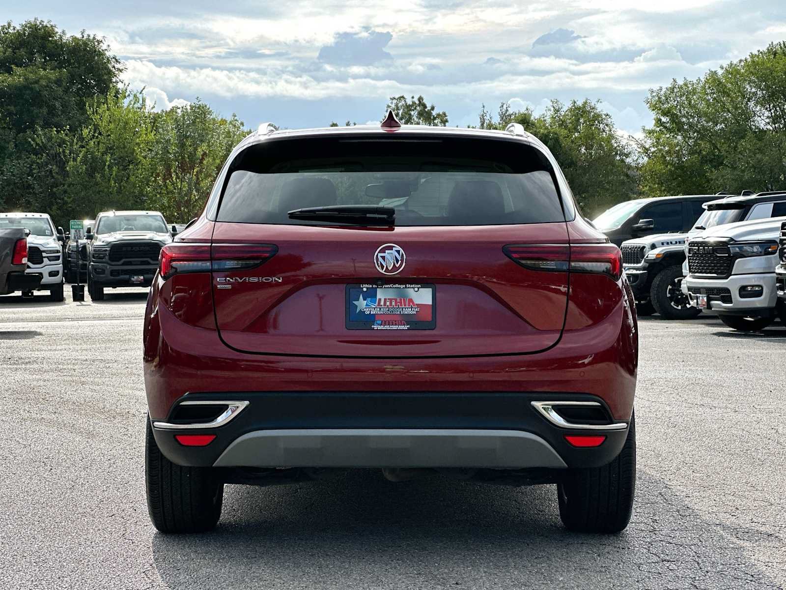 Used 2023 Buick Envision Essence AWD/4WD image 14
