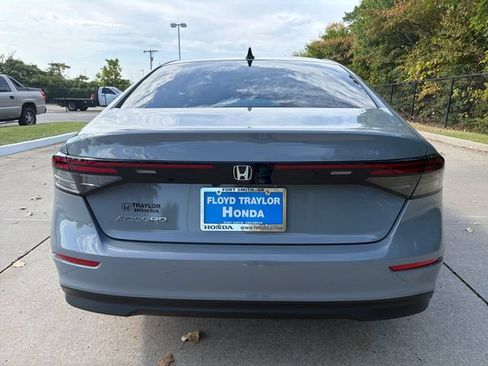 New 2026 Honda Accord SE image 4
