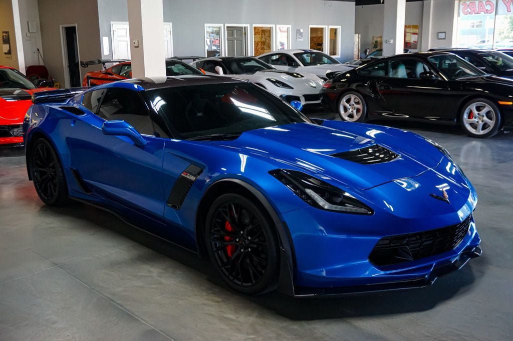 Used 2016 Chevrolet Corvette Z06 w/ Z07 Performance Package RWD image 4