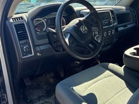 Used 2019 RAM 1500 Express AWD/4WD image 8