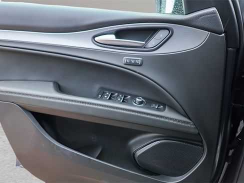 Used 2024 Alfa Romeo Stelvio Ti w/ Performance Driving Package image 18