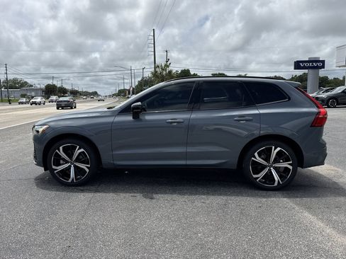 Certified 2023 Volvo XC60 B5 Ultimate w/ Climate Package FWD image 2