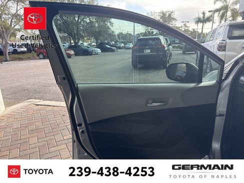 Used 2021 Toyota Corolla LE image 17