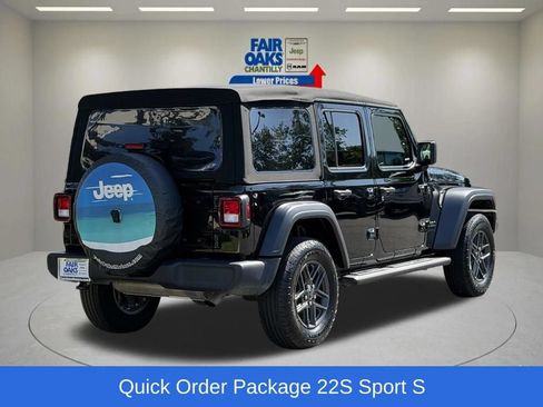 Used 2024 Jeep Wrangler Unlimited Sport AWD/4WD image 7