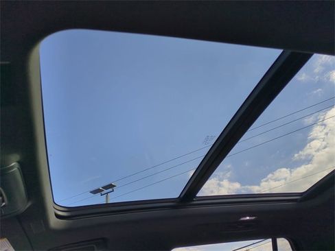 Certified 2026 Chevrolet Tahoe High Country w/ LPO, Illumination Package image 24