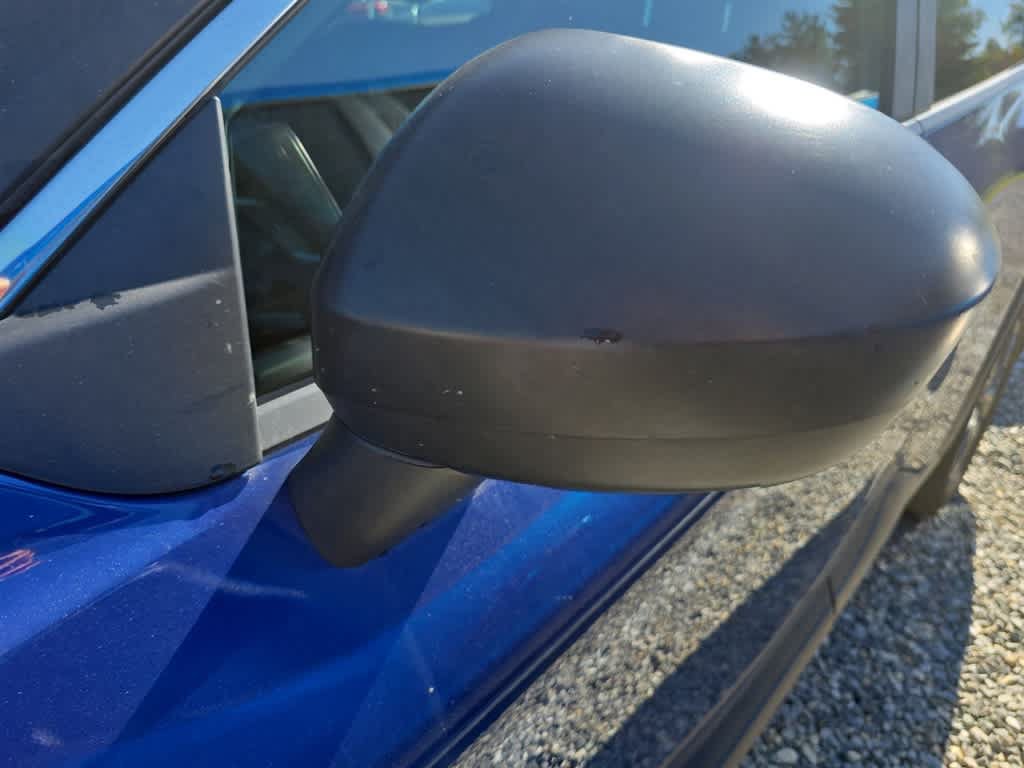 Used 2023 Nissan Rogue S AWD/4WD image 3
