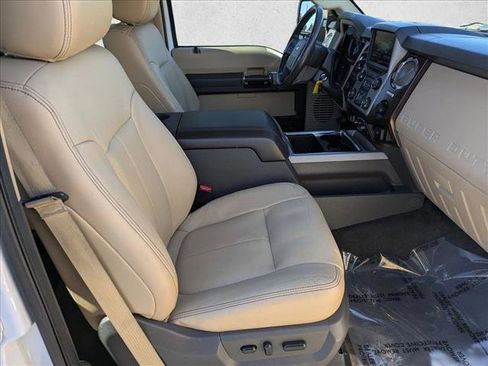 Used 2015 Ford F250 Lariat w/ Chrome Package image 20