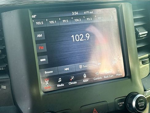 Used 2019 RAM 1500 Laramie AWD/4WD image 14
