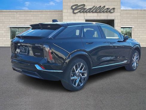 New 2026 Cadillac Optiq Luxury 1 image 3