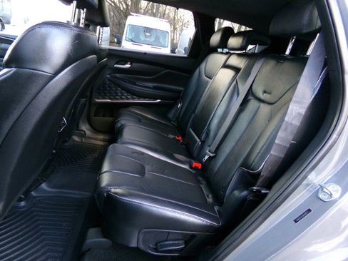 Used 2022 Hyundai Santa Fe SEL w/ Convenience + Premium Package image 16