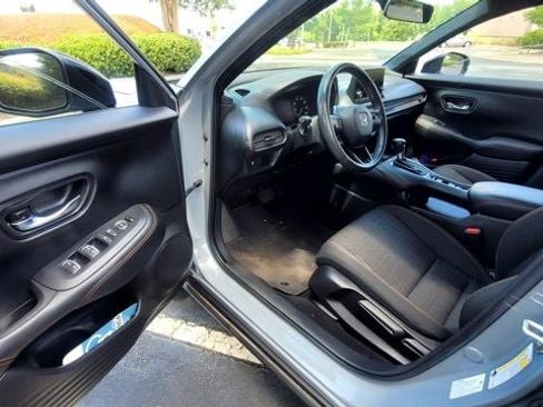 Used 2024 Honda HR-V Sport image 7