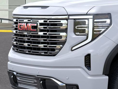 New 2026 GMC Sierra 1500 Denali w/ Denali Reserve Package AWD/4WD image 13