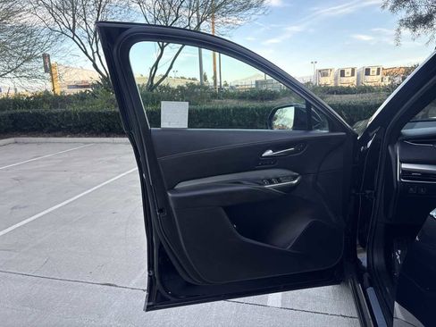 Used 2019 Cadillac XT4 Premium Luxury image 19