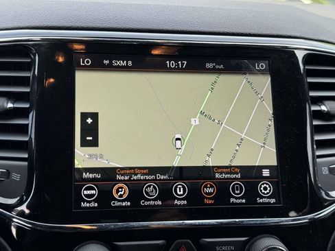 Used 2021 Jeep Grand Cherokee Limited w/ Premium Lighting Group AWD/4WD image 3