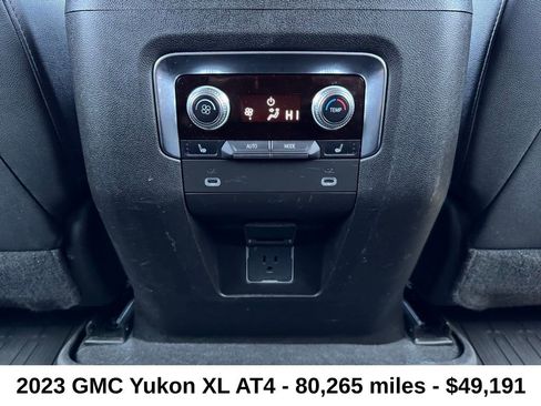 Used 2023 GMC Yukon XL AT4 image 30
