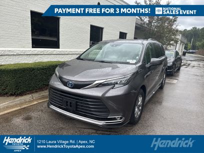 Used 2024 Toyota Sienna XLE