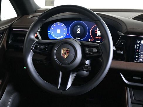 Certified 2025 Porsche Macan Electric RWD image 12