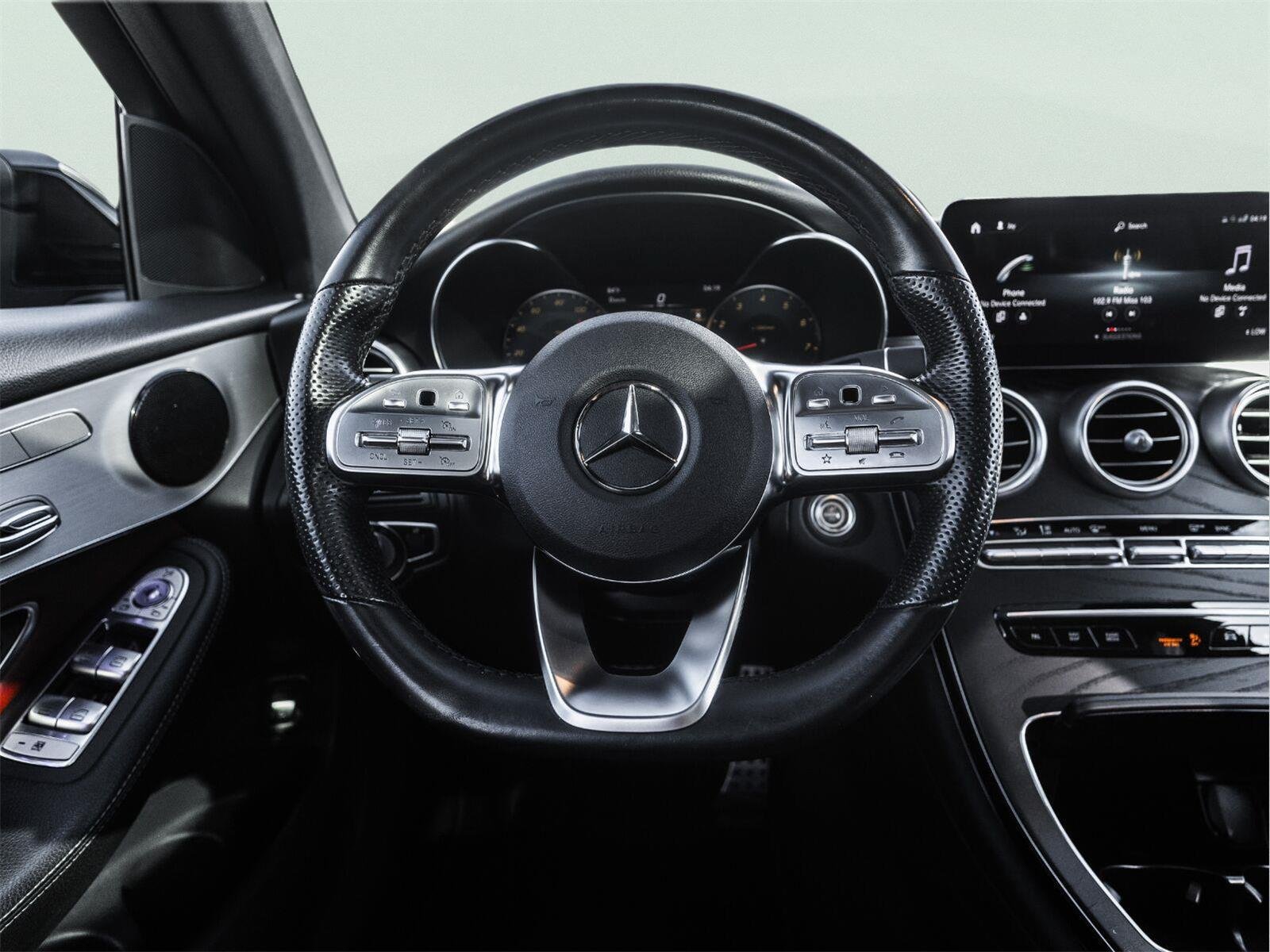 Used 2022 Mercedes-Benz GLC 300 image 13