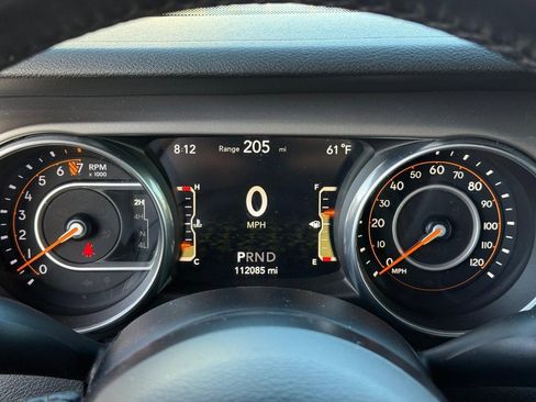 Used 2018 Jeep Wrangler Unlimited Sport S image 23