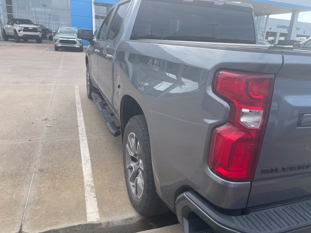 Used 2021 Chevrolet Silverado 1500 RST AWD/4WD image 10