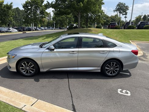 Used 2022 Honda Accord EX-L image 7